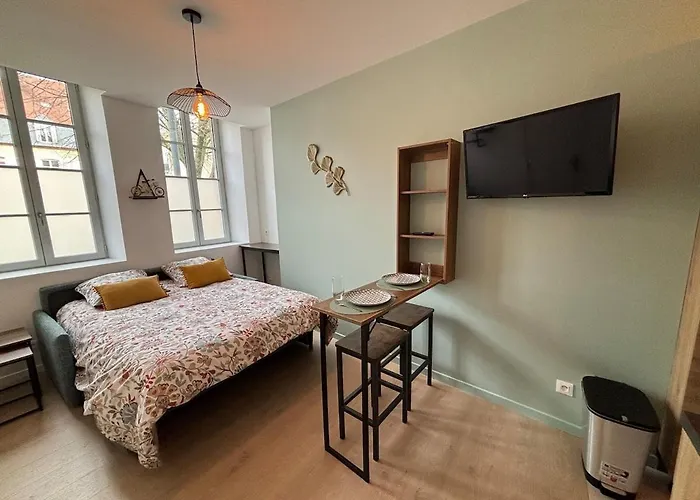 Le Moulinois Apartment